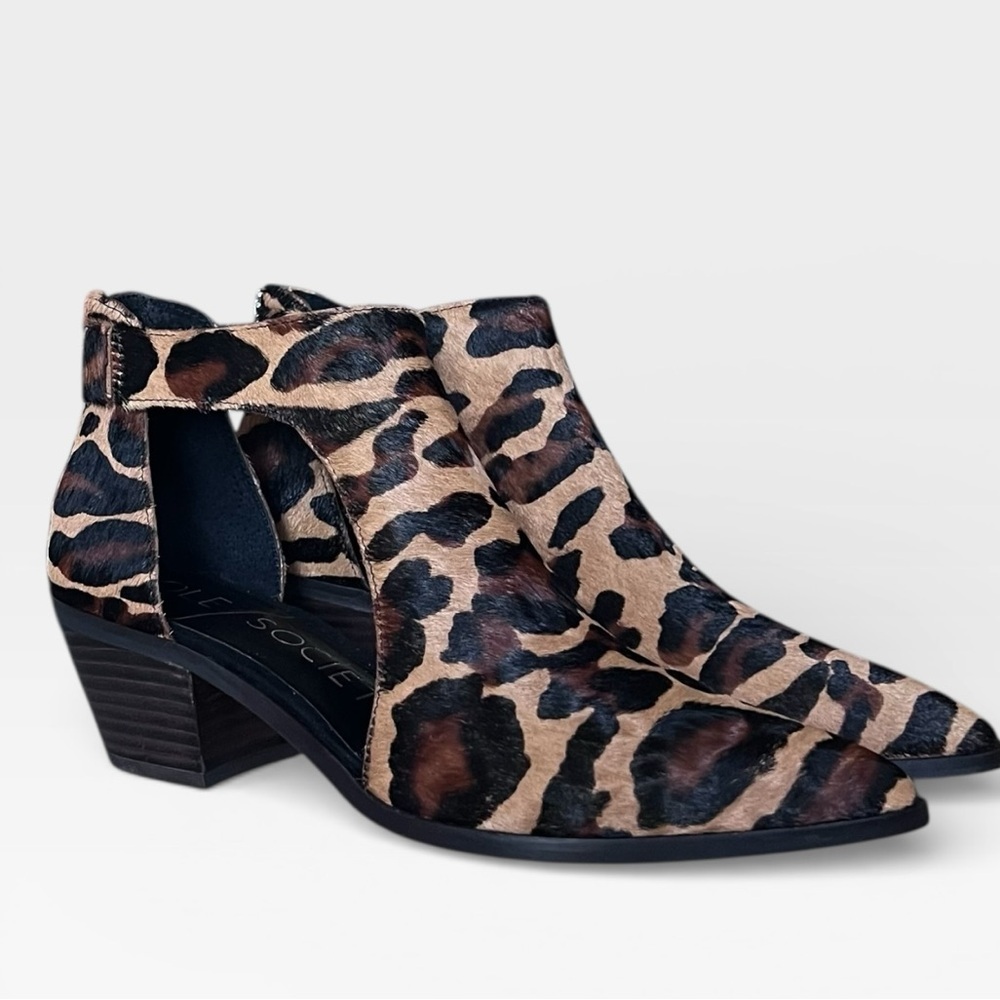 Sole Society Animal Print Sandals - Picture 4 of 11
